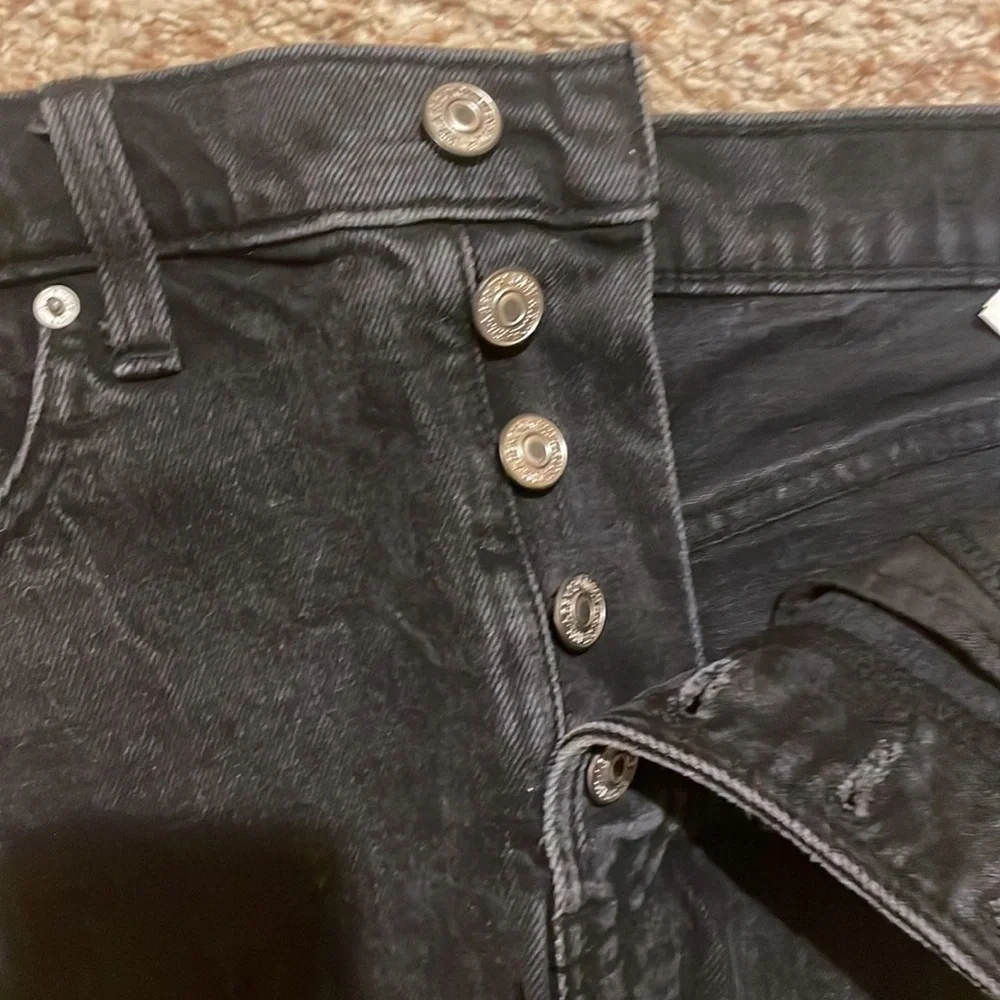 ABERCROMBIE & FITCH High Rise Jean Shorts, 4” inseam. Size 26/2 - Picture 4 of 4